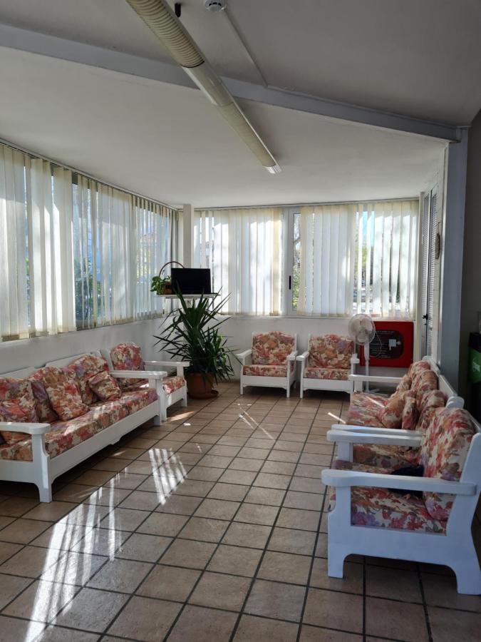 Hotel Marconi Miramare Римини Екстериор снимка