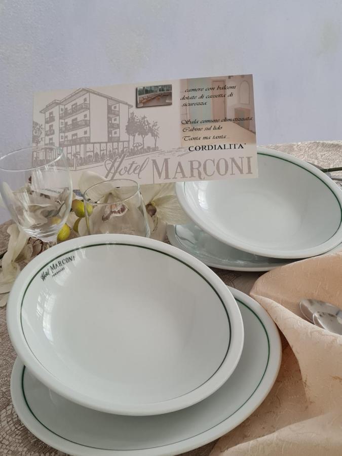 Hotel Marconi Miramare Римини Екстериор снимка
