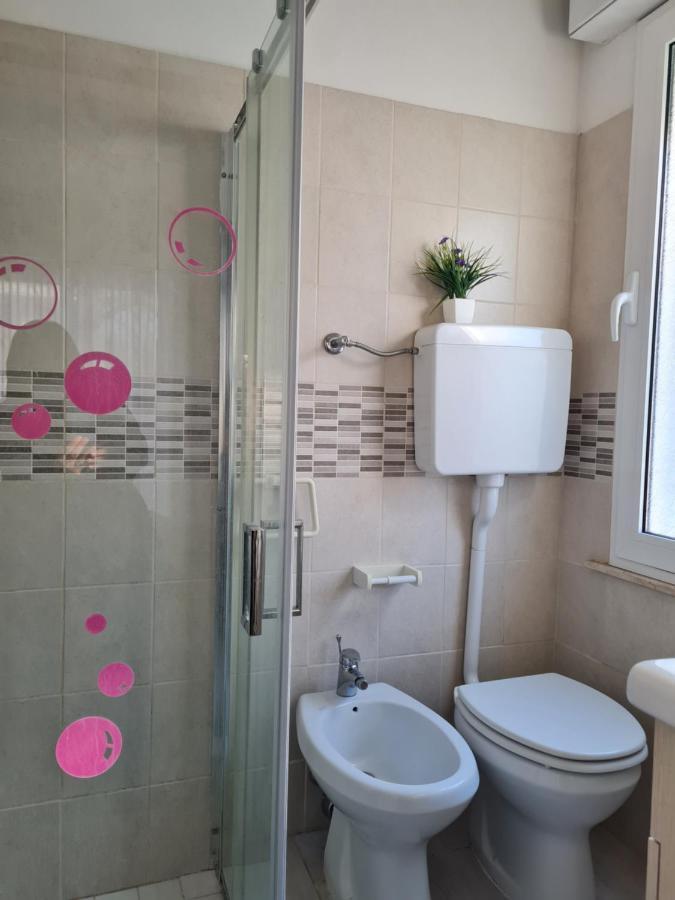Hotel Marconi Miramare Римини Екстериор снимка