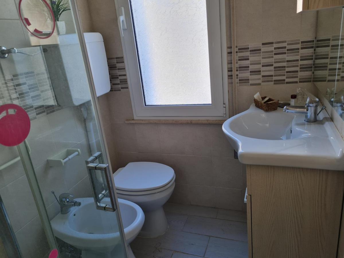 Hotel Marconi Miramare Римини Екстериор снимка