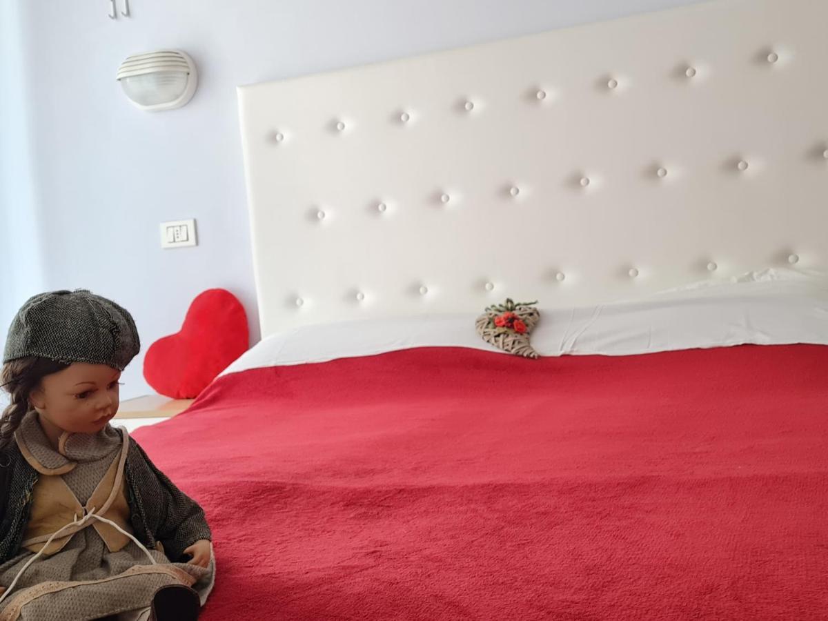 Hotel Marconi Miramare Римини Екстериор снимка